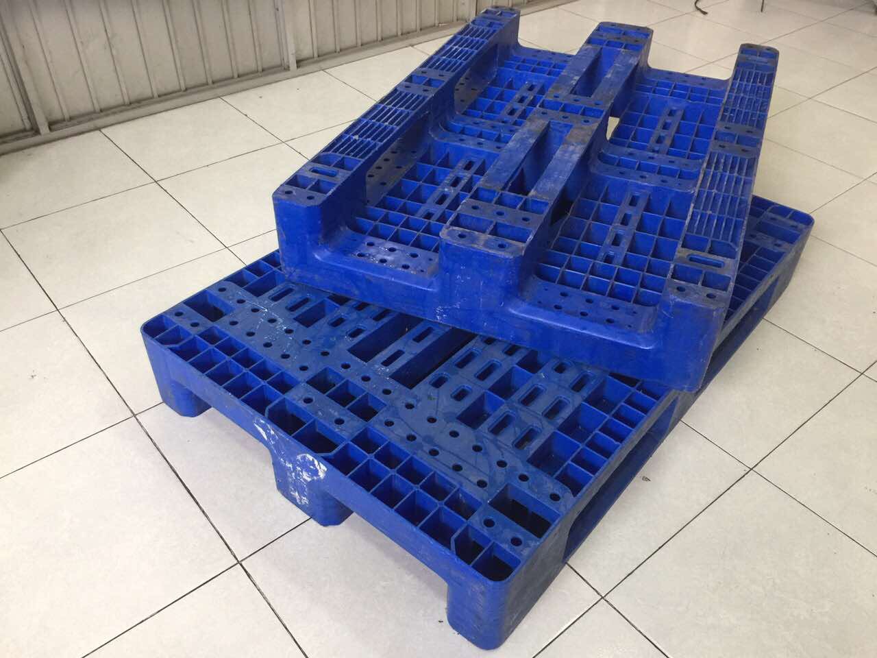 Pallet xanh 800x1200x150mm - Pallet Hòa Phát - Công Ty TNHH Thương Mại Dịch Vụ Hòa Phát Plastic